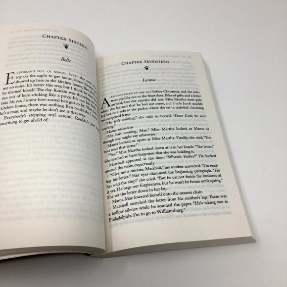 The Kitchen House by Kathleen Grissom Paperback Book - Picture 7 of 8